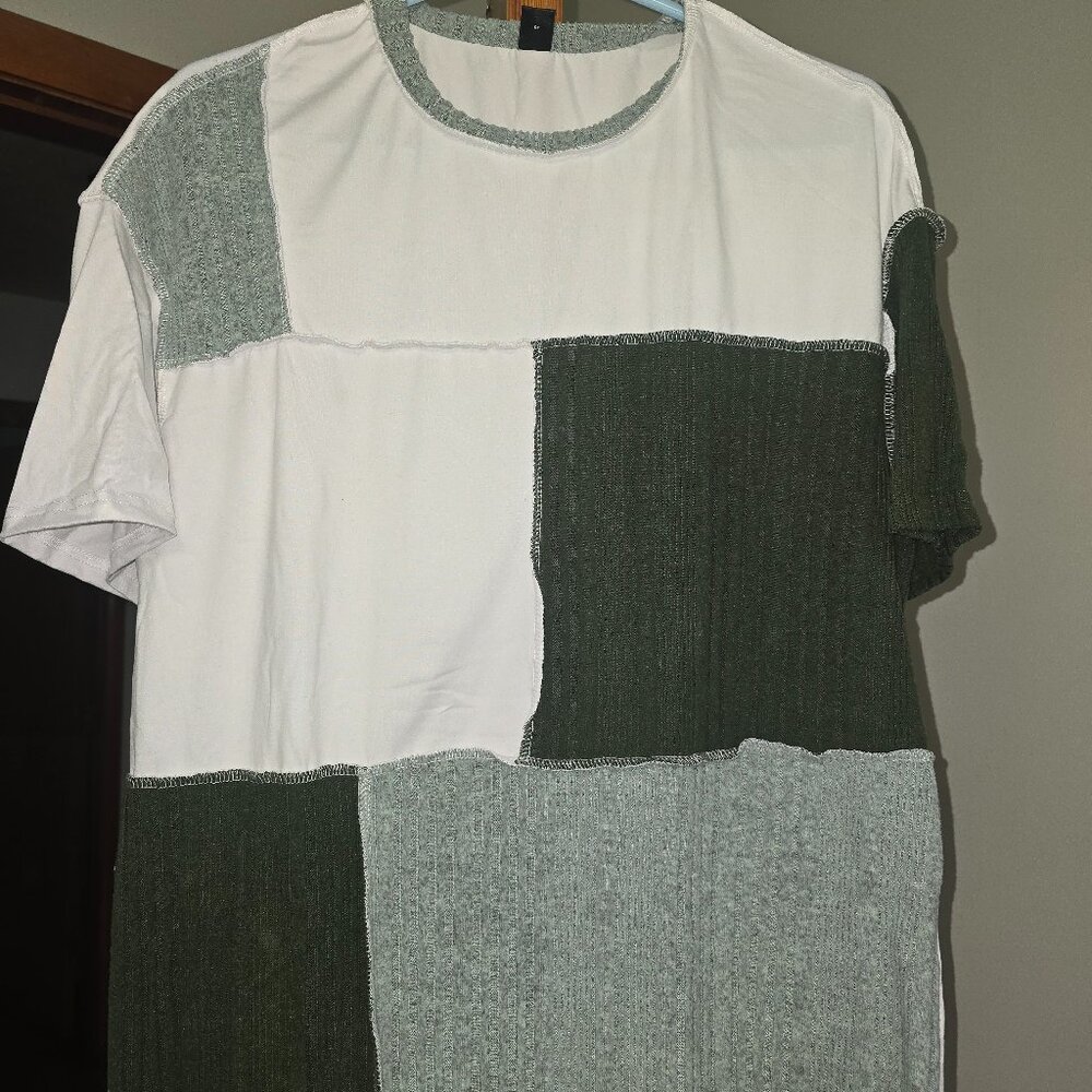 Green block shirt